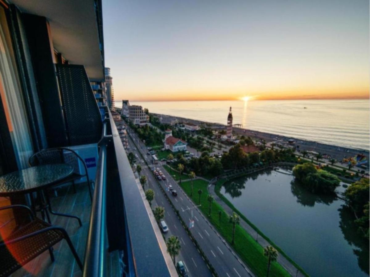 Black Sea Apartment In Orbi City Батумі Екстер'єр фото